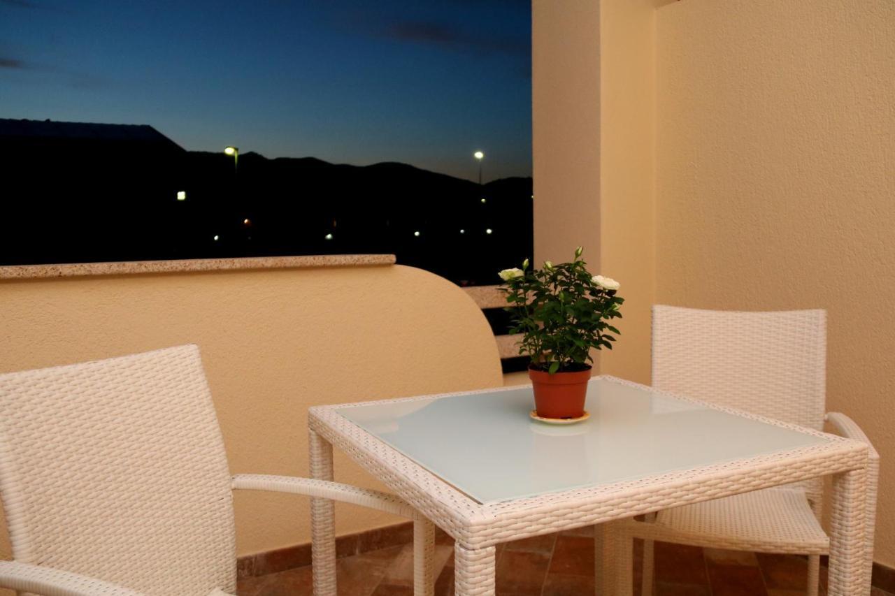 La Rosa Dei Venti Bed & Breakfast Villasimius Exterior photo