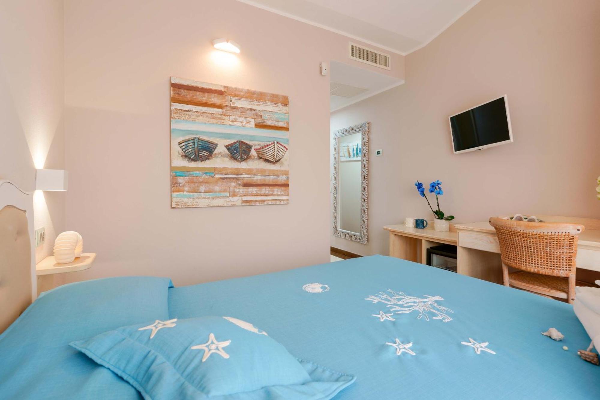 La Rosa Dei Venti Bed & Breakfast Villasimius Exterior photo