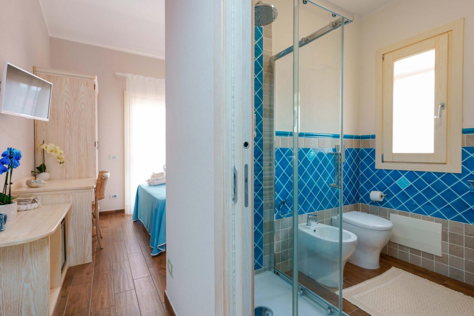 La Rosa Dei Venti Bed & Breakfast Villasimius Exterior photo
