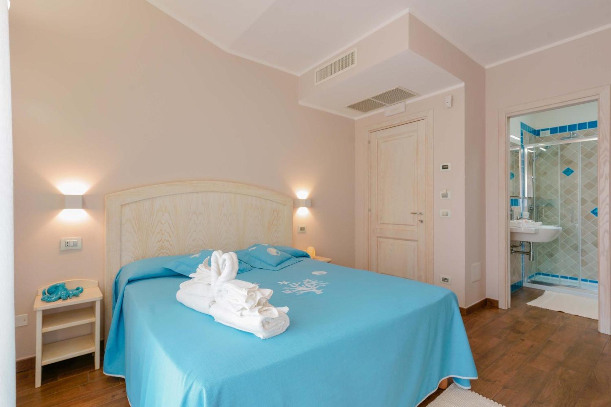 La Rosa Dei Venti Bed & Breakfast Villasimius Exterior photo